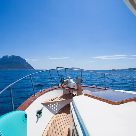 Upupa Sailing A Night Onboard! Botel Porto San Paolo (Sardinia)