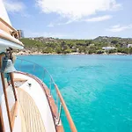 Upupa Sailing A Night Onboard!