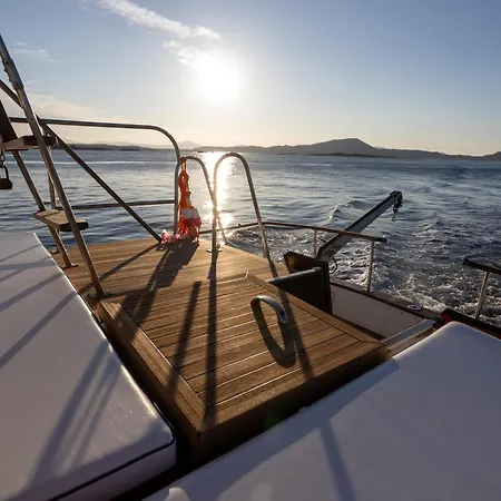 Che Manovra - A Night Onboard! *