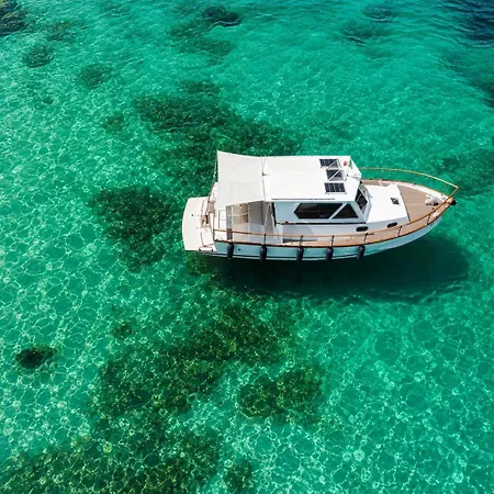 Che Manovra - A Night Onboard! Porto San Paolo (Sardinia)
