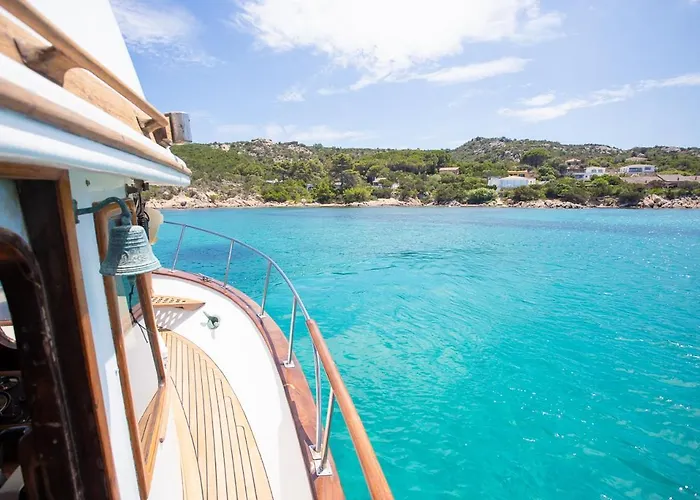 Upupa Sailing A Night Onboard!